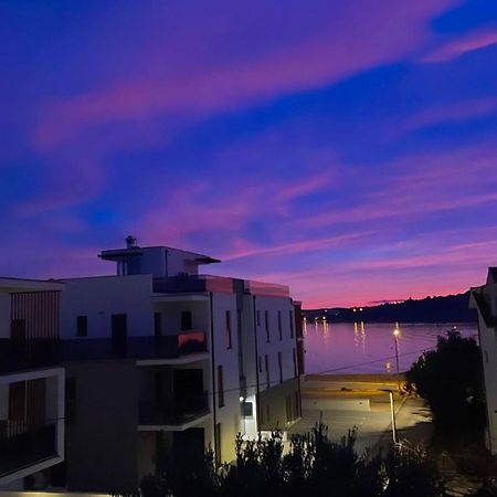 Zeezicht Appartement 50M From Beach Srima Εξωτερικό φωτογραφία