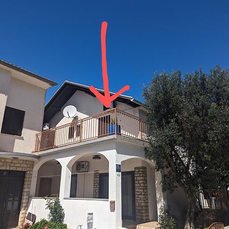 Zeezicht Appartement 50M From Beach Srima Εξωτερικό φωτογραφία
